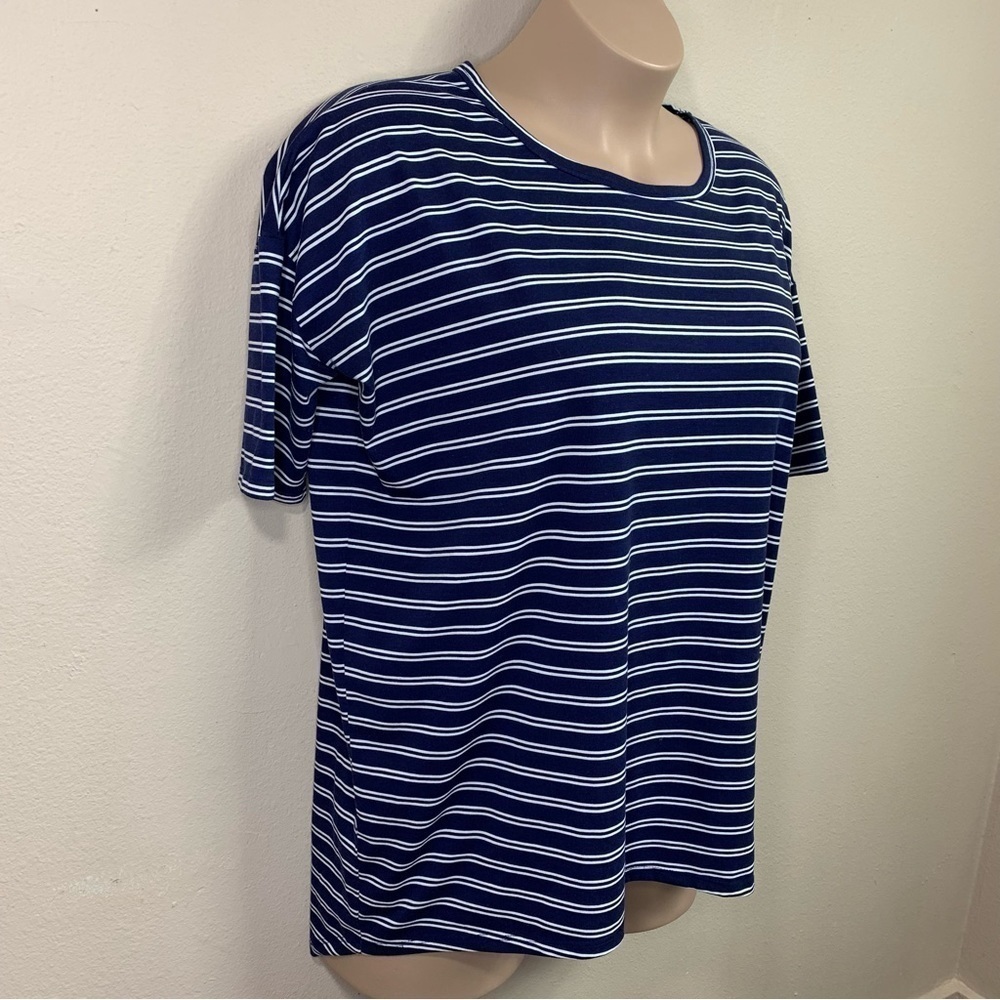Large LuLaRoe Blue White Striped Tee Oversized Stretch Scoop Neck T Shirt - Picture 3 of 7